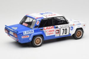 Lada 2105 VFTS #70 E. Tumalevicius 1000 Lakes Rally 1986 IXO 1:18 18RMC181A Metal — zdjęcie 2 z 6