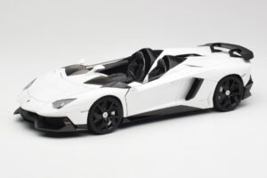 Lamborghini Aventador J Biały AUTOart 1:18 74674 Metal
