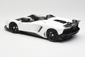 Lamborghini Aventador J Biały AUTOart 1:18 74674 Metal — zdjęcie 7 z 8