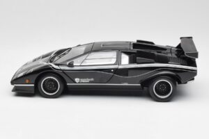Lamborghini Countach LP500S Czarny Kyosho 1:18 08326K Metal — zdjęcie 4 z 8