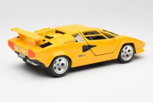 Lamborghini Countach Żółty Bburago 1:18 3037 Metal — zdjęcie 3 z 8