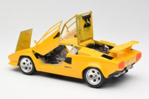 Lamborghini Countach Żółty Bburago 1:18 3037 Metal — zdjęcie 5 z 8