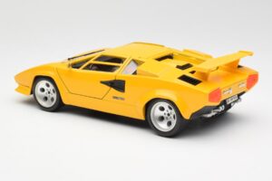 Lamborghini Countach Żółty Bburago 1:18 3037 Metal — zdjęcie 7 z 8