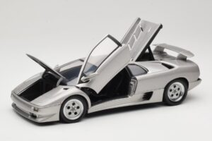 Lamborghini Diablo Srebrny AUTOart 1:18 70071 Metal — zdjęcie 2 z 8
