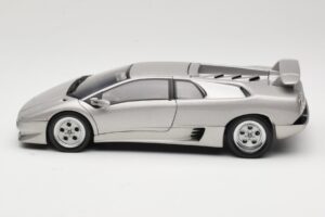 Lamborghini Diablo Srebrny AUTOart 1:18 70071 Metal — zdjęcie 4 z 8