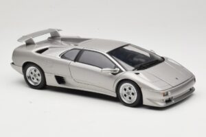 Lamborghini Diablo Srebrny AUTOart 1:18 70071 Metal — zdjęcie 6 z 8