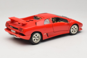 Lamborghini Diablo Czerwony Bburago 1:18 3041-M1 Metal — zdjęcie 3 z 8