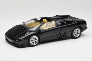 Lamborghini Diablo Roadster Czarny AUTOart 1:18 70093-R1 Metal — zdjęcie 3 z 10