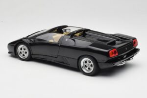 Lamborghini Diablo Roadster Czarny AUTOart 1:18 70093-R1 Metal — zdjęcie 9 z 10