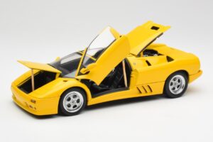 Lamborghini Diablo Roadster Żółty AUTOart 1:18 70092 Metal — zdjęcie 2 z 8
