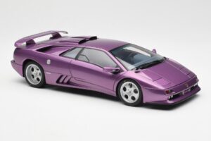 Lamborghini Diablo SE30 Jota Metaliczny Fioletowy AUTOart 1:18 79142 Kompozyt — zdjęcie 6 z 8
