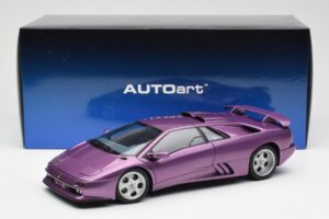 Lamborghini Diablo SE30 Jota Metaliczny Fioletowy AUTOart 1:18 79142 Kompozyt — zdjęcie 8 z 8