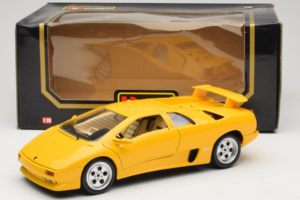Lamborghini Diablo Żółty Bburago 1:18 3041-M2 Metal — zdjęcie 8 z 8