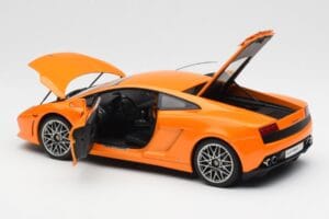 Lamborghini Gallardo LP560-4 Pomarańczowy AUTOart 1:18 74593 Metal — zdjęcie 5 z 8