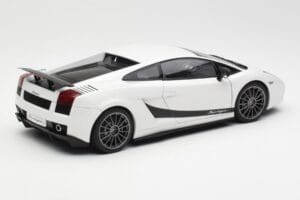 Lamborghini Gallardo Superleggera Monocerus Metallic Biały AUTOart 1:18 74585 Metal — zdjęcie 3 z 8