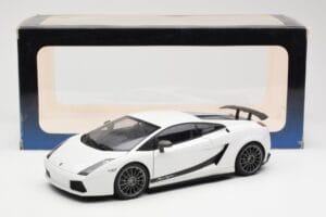 Lamborghini Gallardo Superleggera Monocerus Metallic Biały AUTOart 1:18 74585 Metal — zdjęcie 8 z 8