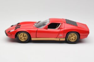 Lamborghini Miura Czerwony Anson 1:18 30302 Metal — zdjęcie 4 z 8