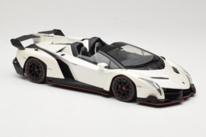 Lamborghini Veneno Roadster Biały Z Czerwoną Linią Kyosho 1:18 C09502W Metal — zdjęcie 4 z 6