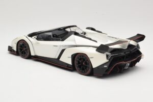 Lamborghini Veneno Roadster Biały Z Czerwoną Linią Kyosho 1:18 C09502W Metal — zdjęcie 5 z 6