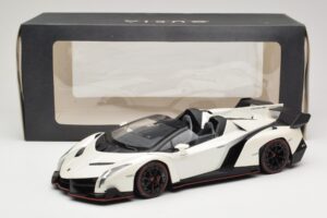 Lamborghini Veneno Roadster Biały Z Czerwoną Linią Kyosho 1:18 C09502W Metal — zdjęcie 6 z 6