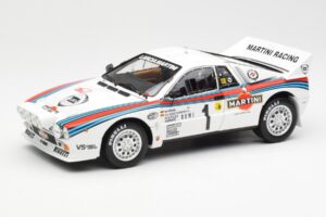 Lancia 037 Martini #1 W. Rohrl / C. Geistdorfer Winner Rally Monte Carlo 1983 Wersja Nocna Kyosho 1:18 08306A Metal