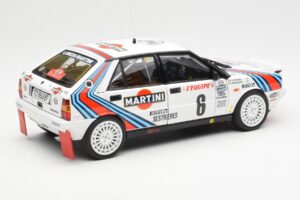 Lancia Delta HF 4WD #6 M. Biasion / T. Siviero Martini Rally Monte Carlo 1987 Kyosho 1:18 08960A Metal — zdjęcie 3 z 8