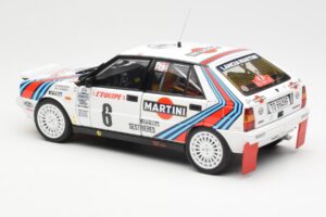 Lancia Delta HF 4WD #6 M. Biasion / T. Siviero Martini Rally Monte Carlo 1987 Kyosho 1:18 08960A Metal — zdjęcie 7 z 8