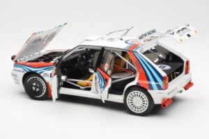 Lancia Delta HF Integrale Evo Martini #4 D. Auriol / B. Occelli Winner Rally Monte Carlo 1992 Kyosho 1:18 08348A Metal — zdjęcie 5 z 8