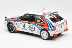 Lancia Delta HF Integrale Evo Martini #4 D. Auriol / B. Occelli Winner Rally Monte Carlo 1992 Kyosho 1:18 08348A Metal — zdjęcie 7 z 8