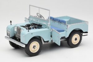 Land Rover 88 Series I RAF Blue Minichamps 1:18 150168908 Metal — zdjęcie 2 z 8
