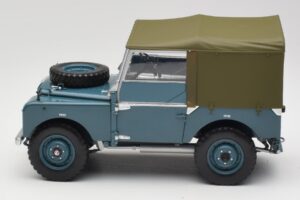 Land Rover 88 Series I Jasnoniebieski Minichamps 1:18 150168907 Metal — zdjęcie 4 z 8
