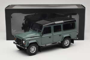 Land Rover Defender Station Wagon Keswick Green GT Spirit 1:18 GT527 Żywica — zdjęcie 6 z 6