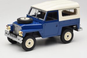Land Rover Lightweight Series III Ciemnoniebieski BoS Models 1:18 BOS382 Żywica