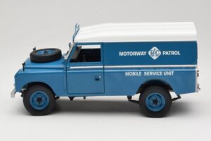 Land Rover Series III 109 Soft Top Motorway Patrol Niebieski Eagles Race 1:18 4403 Metal — zdjęcie 4 z 8
