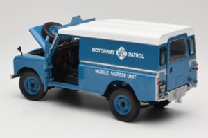Land Rover Series III 109 Soft Top Motorway Patrol Niebieski Eagles Race 1:18 4403 Metal — zdjęcie 5 z 8