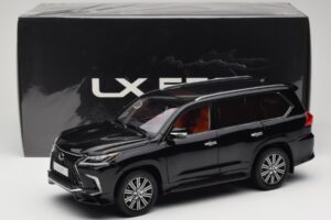 Lexus LX570 J200 Czarny LCD 1:18 LCD18010-BL Metal — zdjęcie 8 z 8