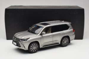 Lexus LX570 Sonic Tytanowy Kyosho 1:18 08955T Metal — zdjęcie 8 z 8
