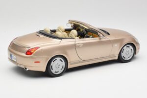 Lexus SC430 Beżowy Maisto 1:18 31629 Metal — zdjęcie 3 z 8