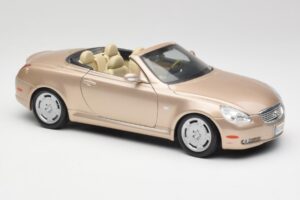 Lexus SC430 Beżowy Maisto 1:18 31629 Metal — zdjęcie 6 z 8