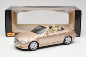 Lexus SC430 Beżowy Maisto 1:18 31629 Metal — zdjęcie 8 z 8
