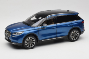 Lincoln Corsair Niebieski OEM 1:18 LINCOLN001 Metal