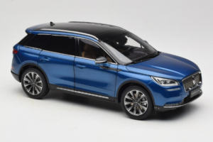 Lincoln Corsair Niebieski OEM 1:18 LINCOLN001 Metal — zdjęcie 6 z 8
