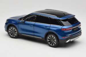 Lincoln Corsair Niebieski OEM 1:18 LINCOLN001 Metal — zdjęcie 7 z 8