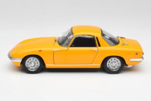 Lotus Elan S/E Racing Żółty AUTOart 1:18 75352 Metal — zdjęcie 4 z 8