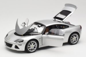Lotus Europa S Srebrny AUTOart 1:18 75366 Metal — zdjęcie 2 z 8