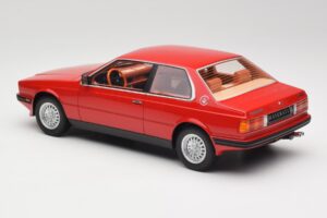 Maserati BiTurbo Coupe Rosso Corsa Minichamps 1:18 107123501 Żywica — zdjęcie 5 z 6