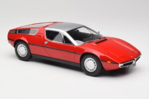Maserati Bora Czerwony & Srebrny Minichamps 1:18 107123721 Żywica — zdjęcie 4 z 6
