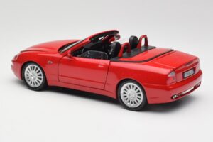 Maserati GT Spyder Czerwony Bburago 1:18 34097 Metal — zdjęcie 5 z 8