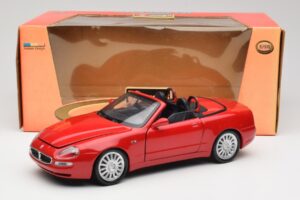 Maserati GT Spyder Czerwony Bburago 1:18 34097 Metal — zdjęcie 8 z 8