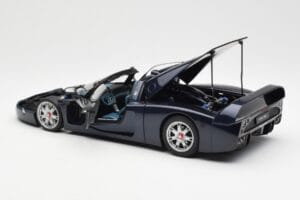 Maserati MC12 Road Car Niebieski Metallic AUTOart 1:18 75802 Metal — zdjęcie 5 z 8